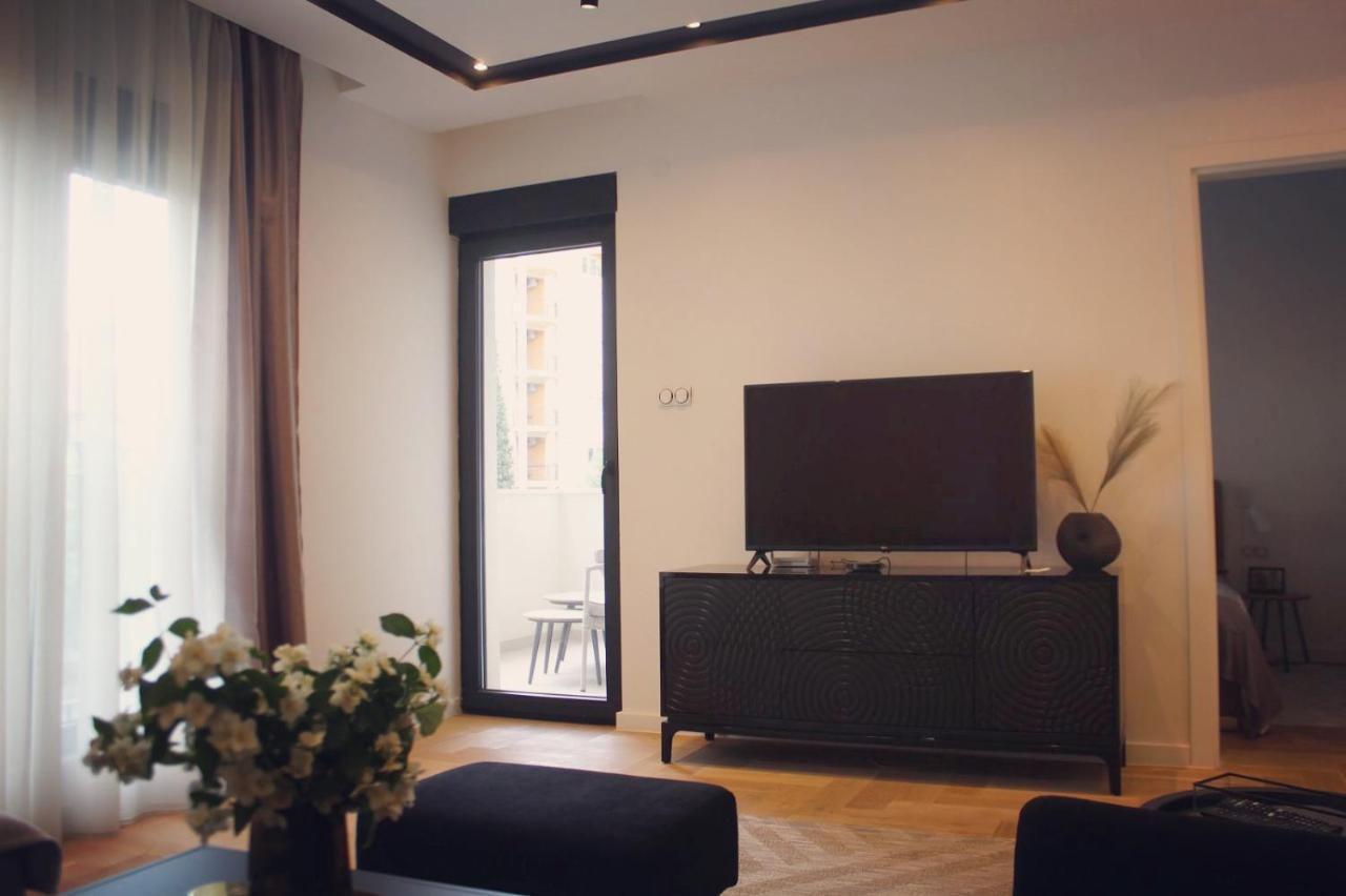 Soho Apartman Trebin Dış mekan fotoğraf