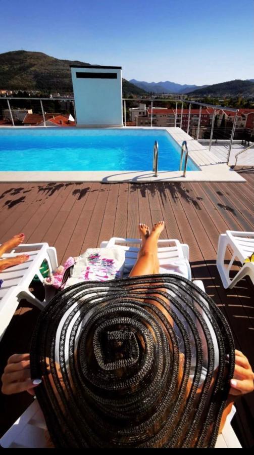 Soho Apartman Trebin Dış mekan fotoğraf