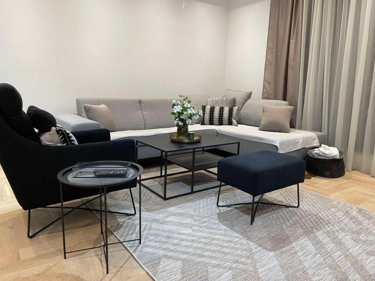 Soho Apartman Trebin Dış mekan fotoğraf